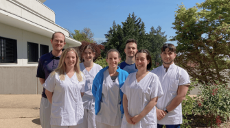 Photo de l'équipe paramédicale qui anime le parcours HDJ SMR Parkinson