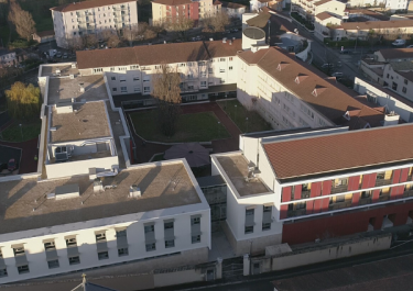 Vue aérienne des bâtiments de l'hôpital de Belleville